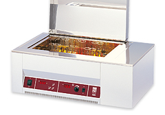 Çalkalamalı Su Banyosu